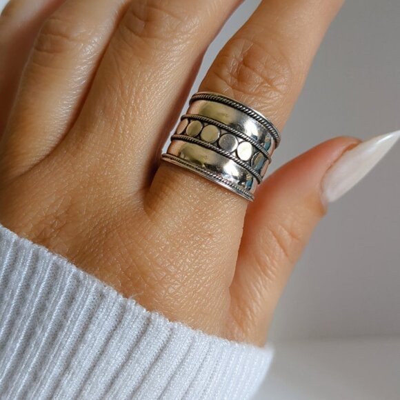 Concave Bali Ring, Sterling Silver Ring, Wide Light Band Ring, Statement Ring - Picture 2 of 10